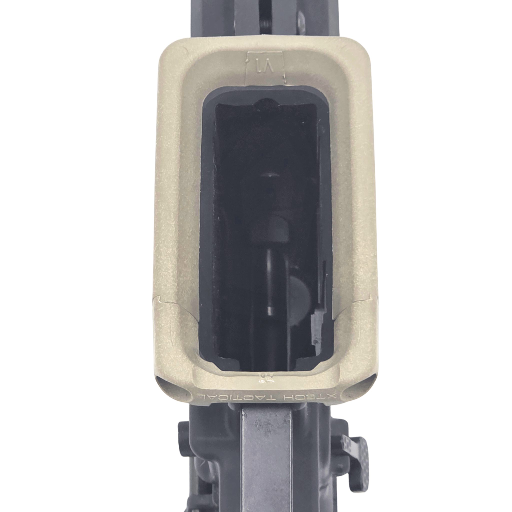 AR Magazine well showing insertion area for magazine with no catch point